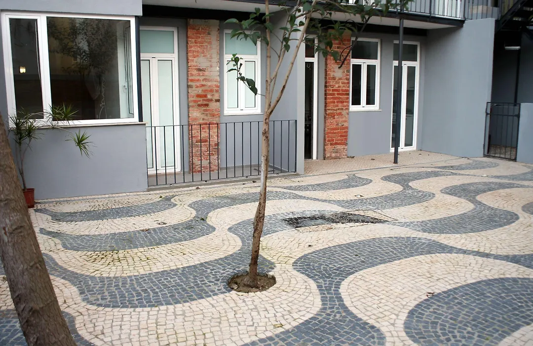 Lisbon Style-1
